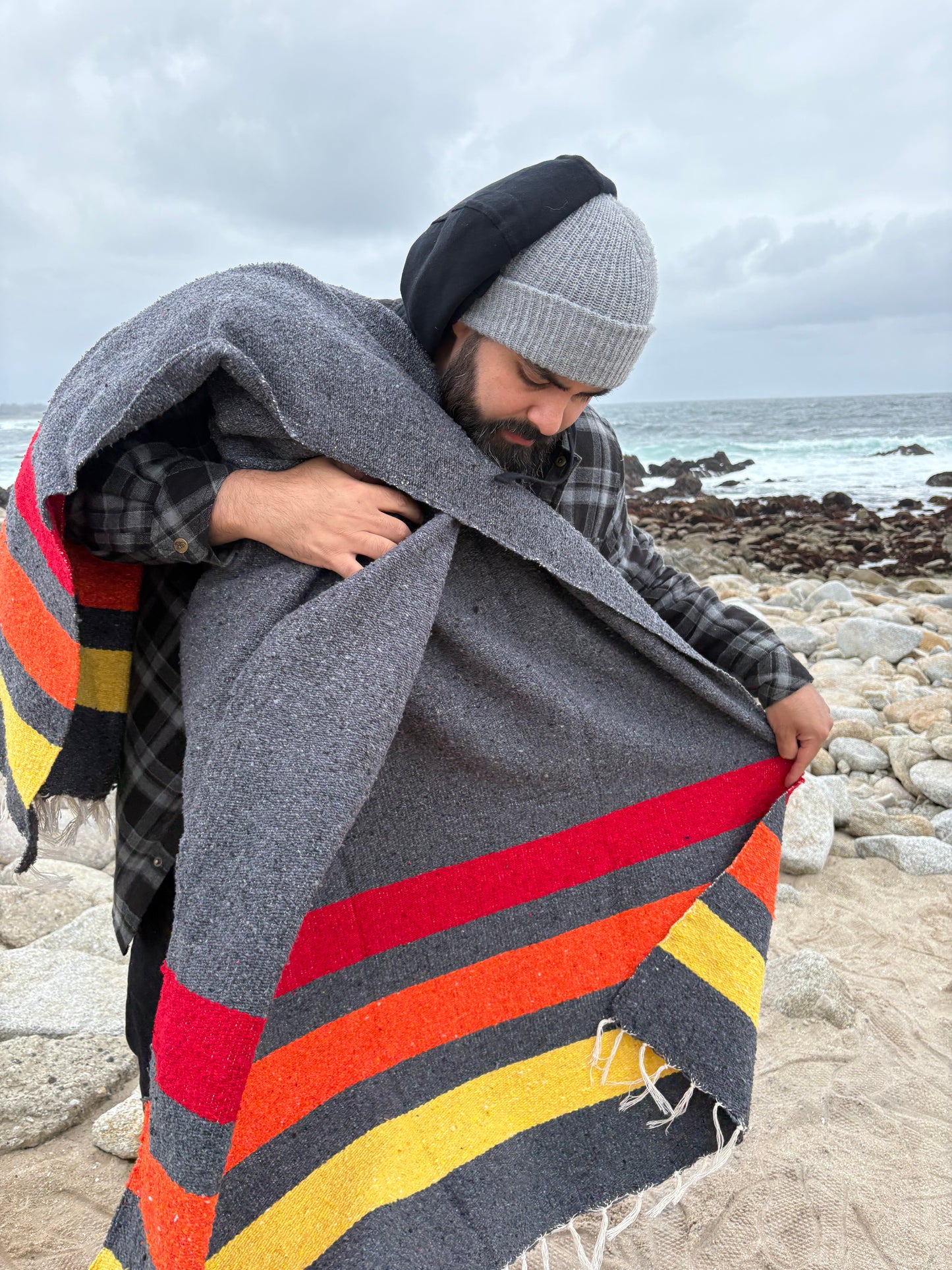 Trail Blanket (Charcoal)