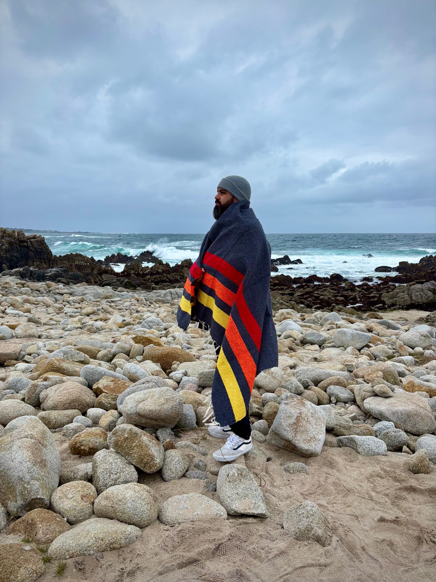 Trail Blanket (Charcoal)